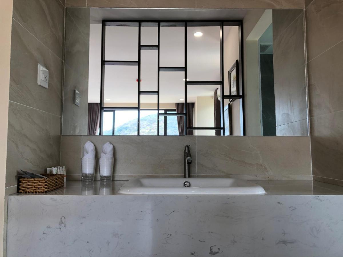 Tubong Hotel Private Enterprise Нячанг Экстерьер фото